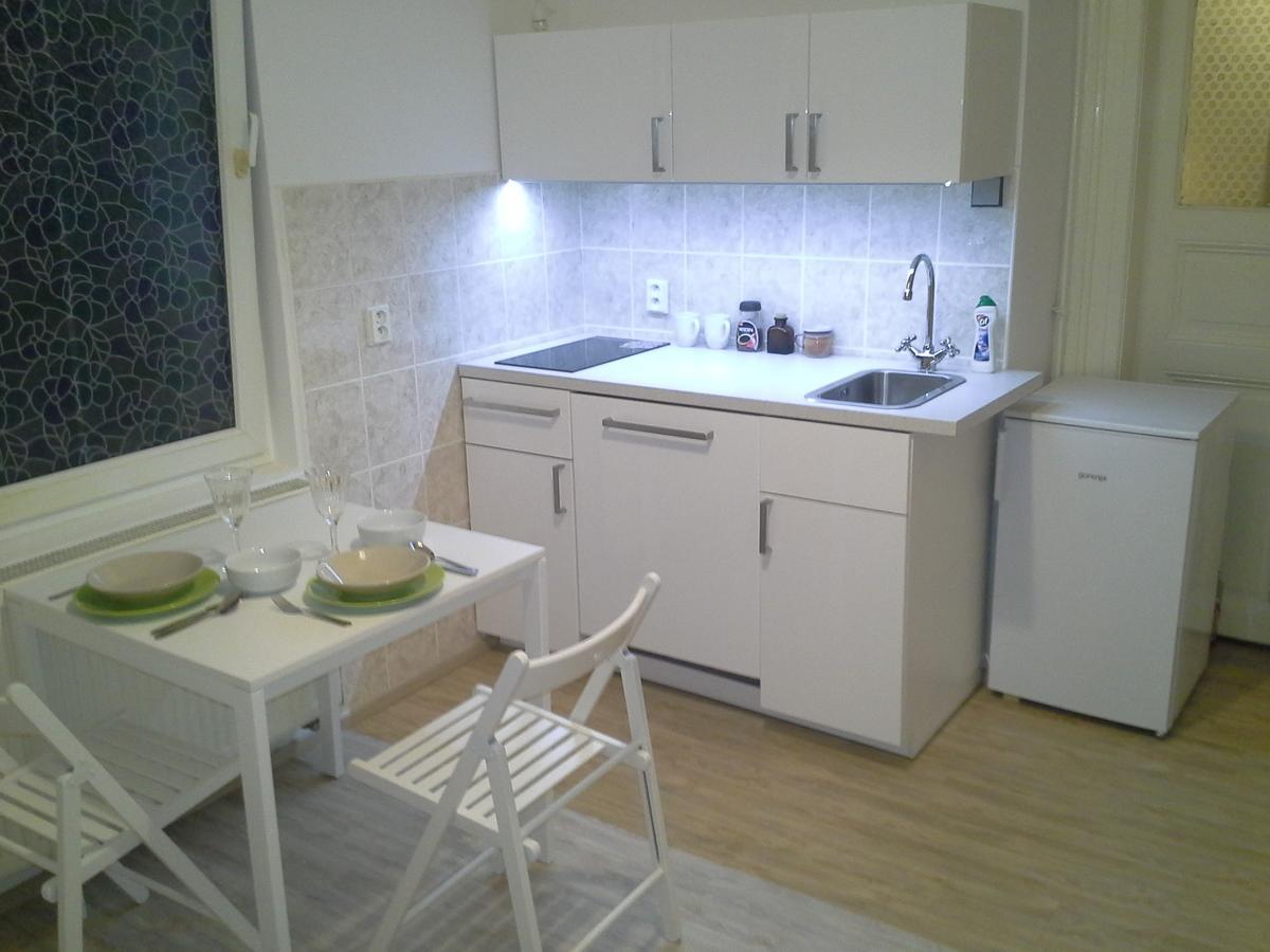 Apartment In The Centre Прага Экстерьер фото